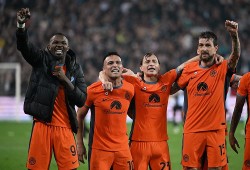 Thắng Udinese, Inter Milan tiến dần đến chức vô địch Serie A 2023/24