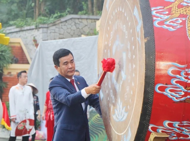 Phú Thọ chào đón du khách đến với Lễ hội Đền Hùng và Tuần Văn hóa - Du lịch đất Tổ năm 2024 Phú Thọ chào đón du khách đến với Lễ hội Đền Hùng và Tuần Văn hóa - Du lịch đất Tổ năm 2024