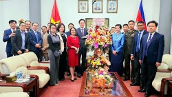 Lãnh đạo Bộ Ngoại giao chúc Tết cổ truyền Chol Chnam Thmay của Campuchia