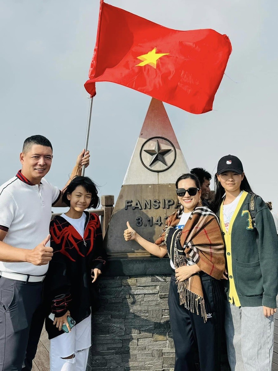 Tránh nắng nóng Sài Gòn, gia đình Hoa hậu Hà Kiều Anh, nhóm bạn thân du lịch Sa Pa