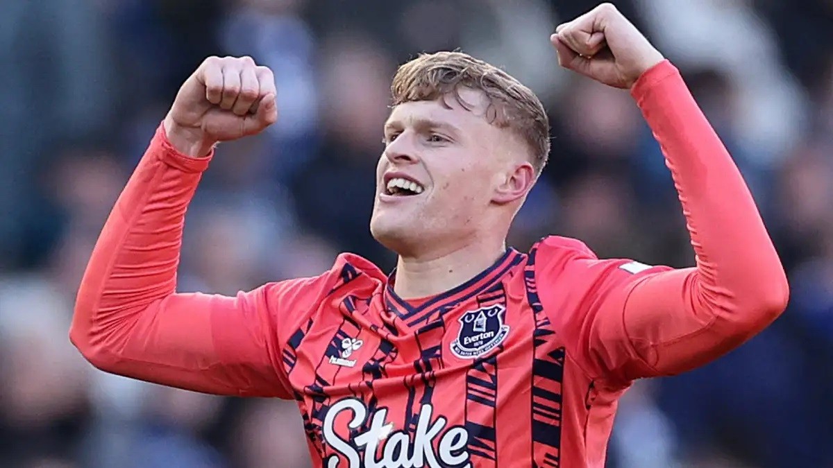 Chuyển nhượng cầu thủ: Liverpool quan sát Alan Varela; Arsenal muốn có Eduardo Camavinga; MU chiêu mộ Jarrad Branthwaite