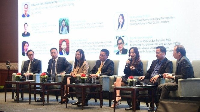 chuyen doi xanh giup doanh nghiep bao ve chinh minh tru vung hon va tim duoc co hoi but pha