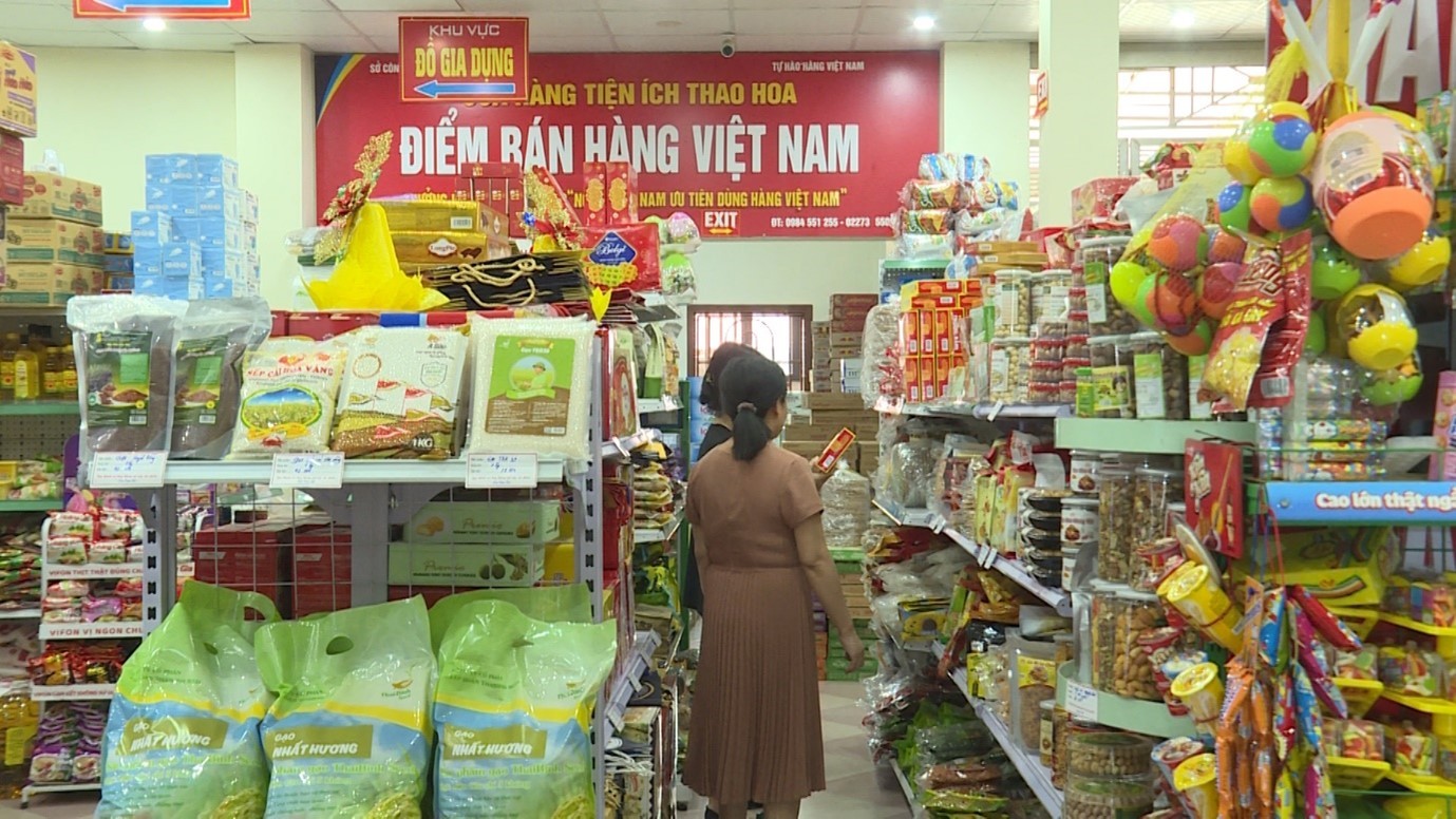 Sở Công Thương đẩy mạnh triển khai các hoạt động kích cầu tiêu dùng trên địa bàn tỉnh. (Nguồn: Truyền hình Thái Bình) Sở Công Thương đẩy mạnh triển khai các hoạt động kích cầu tiêu dùng trên địa bàn tỉnh. (Nguồn: Truyền hình Thái Bình)