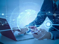 Nỗ lực rút ngắn khoảng cách công nghệ số cho học sinh