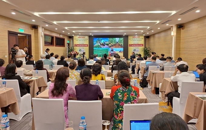 Doanh nghiệp đồng hành cùng nhà nông và phát triển bền vững