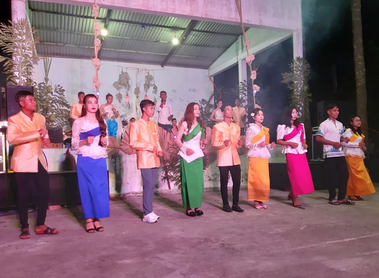 Sắc màu văn hóa truyền thống của đồng bào Khmer trên vùng đất Chín Rồng Sắc màu văn hóa truyền thống của đồng bào Khmer trên vùng đất Chín Rồng