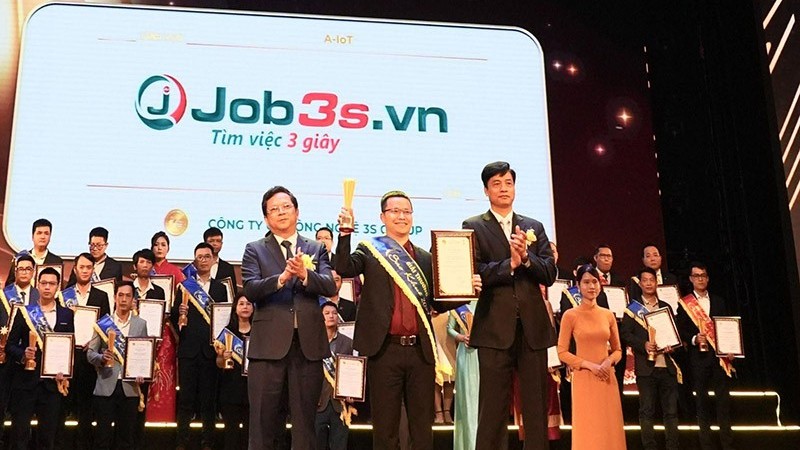 Nền tảng tuyển dụng Job3s.vn vinh dự nhận Giải thưởng Sao Khuê 2024