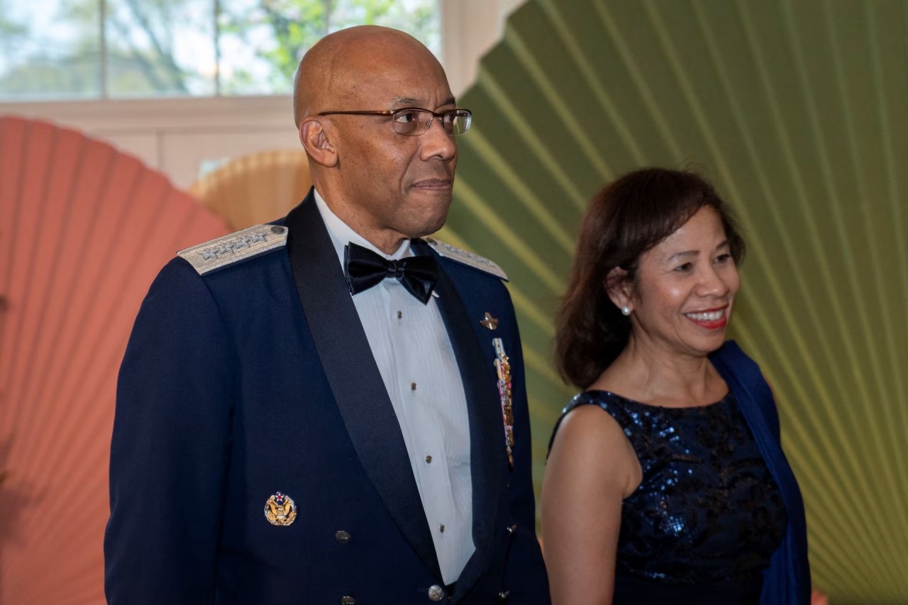 Thủ tướng Nhật thăm Mỹ: Những khách mời nổi tiếng trong bữa tiệc chiêu đãi cấp nhà nước ở Nhà Trắng