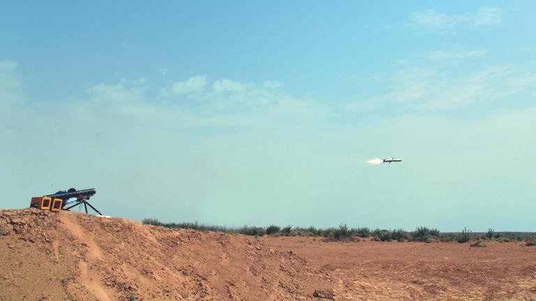 Ấn Độ thử thành công hệ thống tên lửa chống tăng dẫn đường