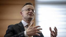 Hungary bày cách tránh leo thang căng thẳng ở 'chảo lửa' Trung Đông; Phe đối lập tuyên bố Israel mất khả năng răn đe Iran