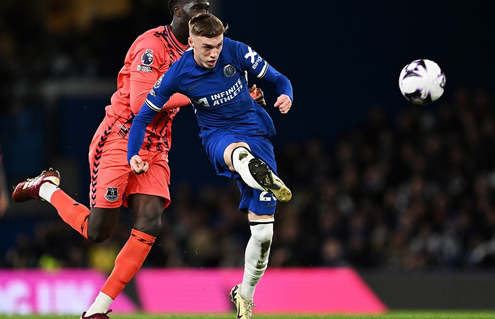Ghi thêm 4 bàn thắng cho Chelsea, Cole Palmer vươn lên đầu Vua phá lưới Ngoại hạng Anh