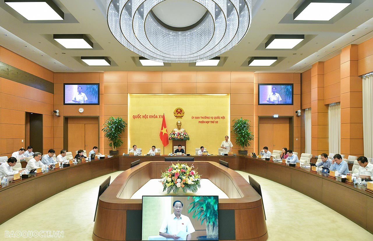 Cử tri và nhân dân quan tâm, đánh giá cao phiên chất vấn 2 nhóm vấn đề thuộc lĩnh vực quản lý của Bộ Tài chính và Bộ Ngoại giao Cử tri và nhân dân quan tâm, đánh giá cao phiên chất vấn đại biểu Quốc hội thuộc 2 nhóm vấn đề của Bộ Tài chính và Bộ Ngoại giao