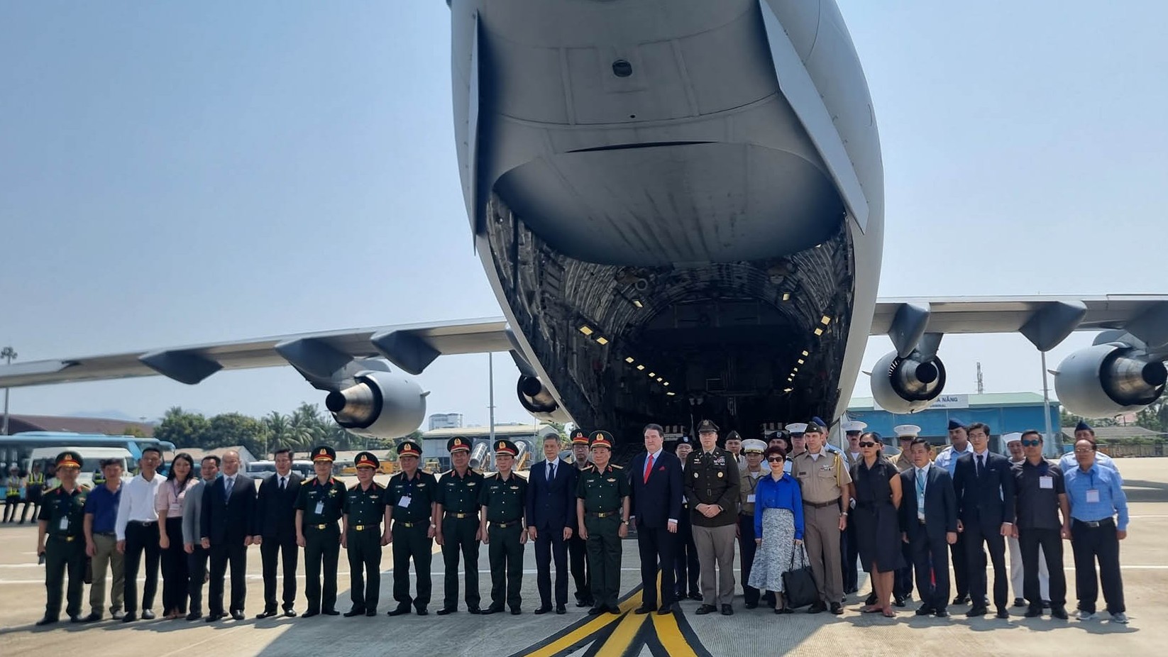 le trao tra hai cot quan nhan hoa ky lan thu 164