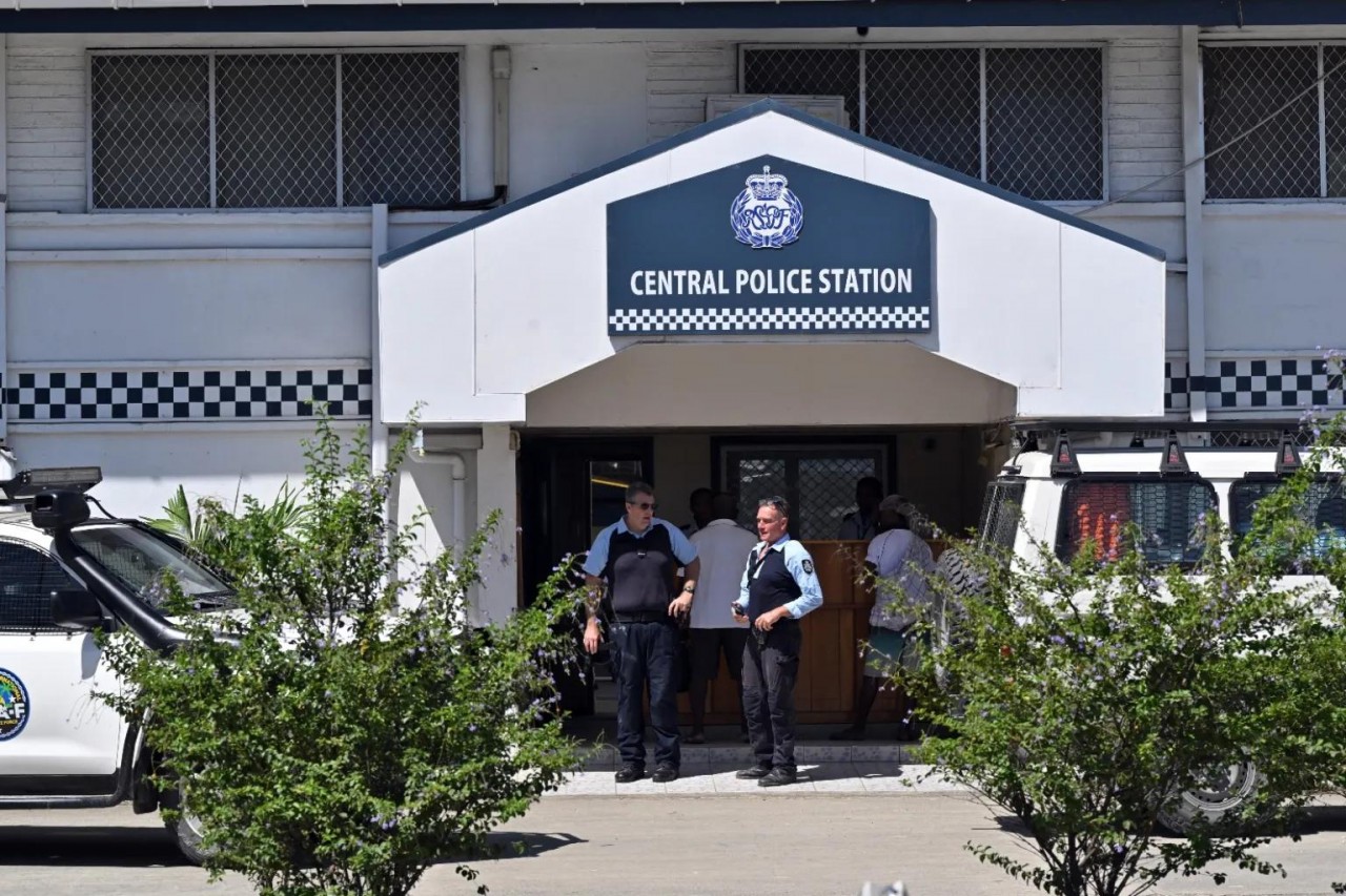 Điểm tin thế giới sáng 17/4: Ukraine giảm độ tuổi động viên quốc phòng, Argentina mua 24 tiêm kích F-16, Senegal thu hơn 1 tấn cocaine Điểm tin thế giới sáng 17/4: Ukraine giảm độ tuổi động viên quốc phòng, Argentina mua 24 tiêm kích F-16, Senegal thu hơn 1 tấn cocaine