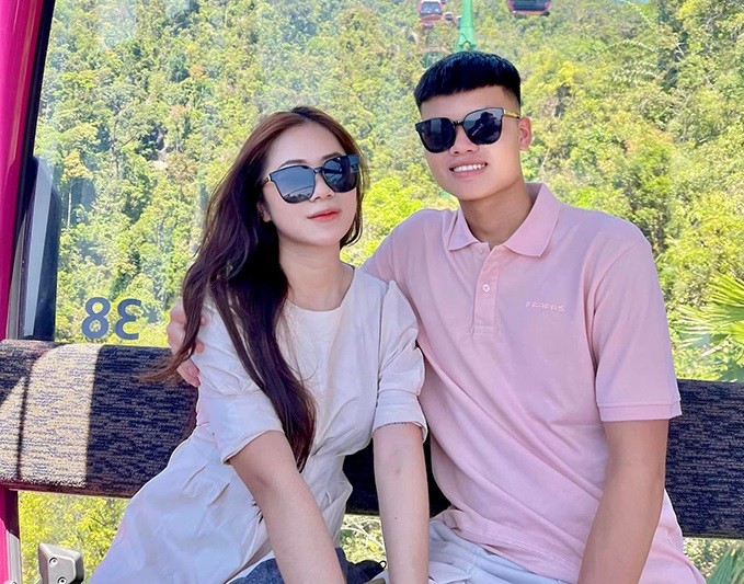 Bạn gái đăng ảnh động viên tiền đạo Nguyễn Văn Tùng trước trận đấu U23 Việt Nam gặp U23 Kuwait