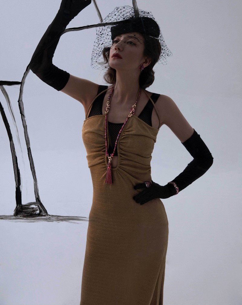 Nhan sắc Triệu Vy phim Hoàn châu cách cách bây giờ ra sao?