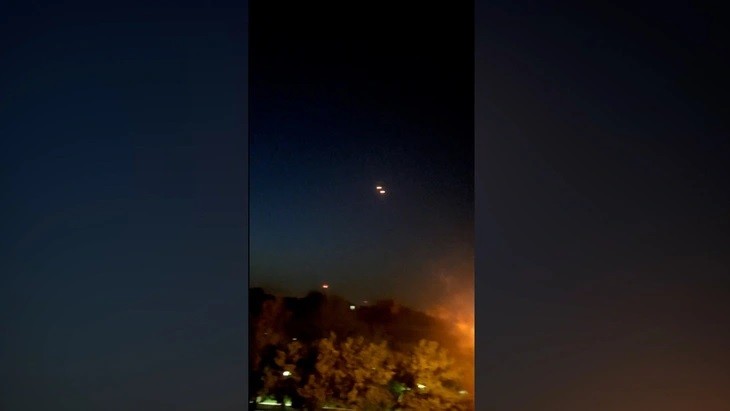 Vụ Israel tấn công Iran: Mỹ đã được báo trước, phát cảnh báo nhân viên ngoại giao ở Israel, quốc tế nói gì?