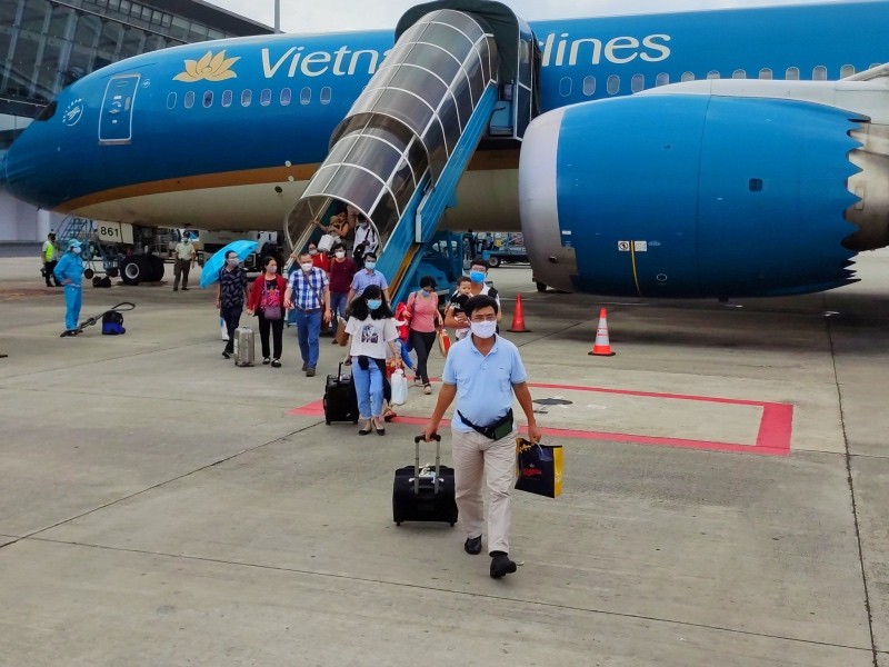 Vietnam Airlines tăng hơn 2.000 chuyến phục vụ nhu cầu du lịch dịp nghỉ lễ 30/4-1/5 và cao điểm hè 2024 Vietnam Airlines tăng hơn 2.000 chuyến phục vụ nhu cầu du lịch dịp nghỉ lễ 30/4-1/5 và cao điểm hè 2024