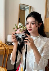 Sao Việt: Á hậu Huyền My xinh tươi trong tà áo dài, MC Khánh Vy thả thính