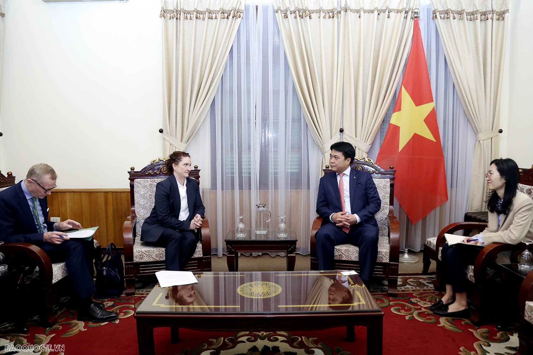 Bộ Ngoại giao tiếp nhận bản sao Thư ủy nhiệm bổ nhiệm Đại sứ New Zealand tại Việt Nam