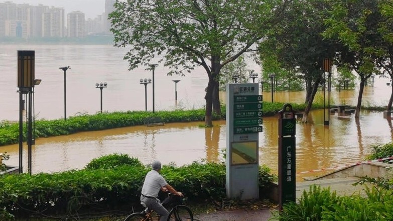 Cảnh báo mưa lũ, mưa lớn kéo dài ngày ở miền Nam Trung Quốc