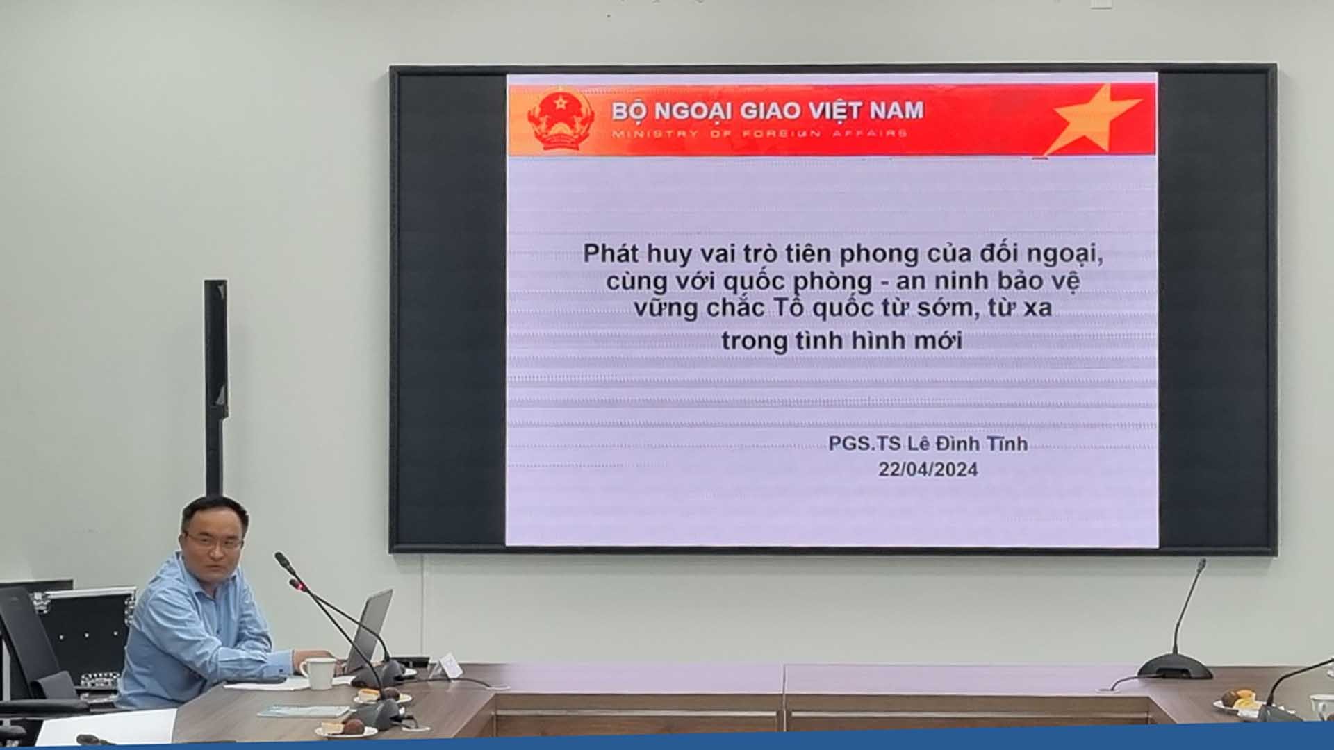 Khai mạc chương trình cập nhật các vấn đề quốc tế, chính sách đối ngoại dành cho tỉnh ủy viên và lãnh đạo cấp sở các tỉnh, thành phố Khai mạc chương trình cập nhật các vấn đề quốc tế, chính sách đối ngoại dành cho tỉnh ủy viên và lãnh đạo cấp sở các tỉnh, thành phố