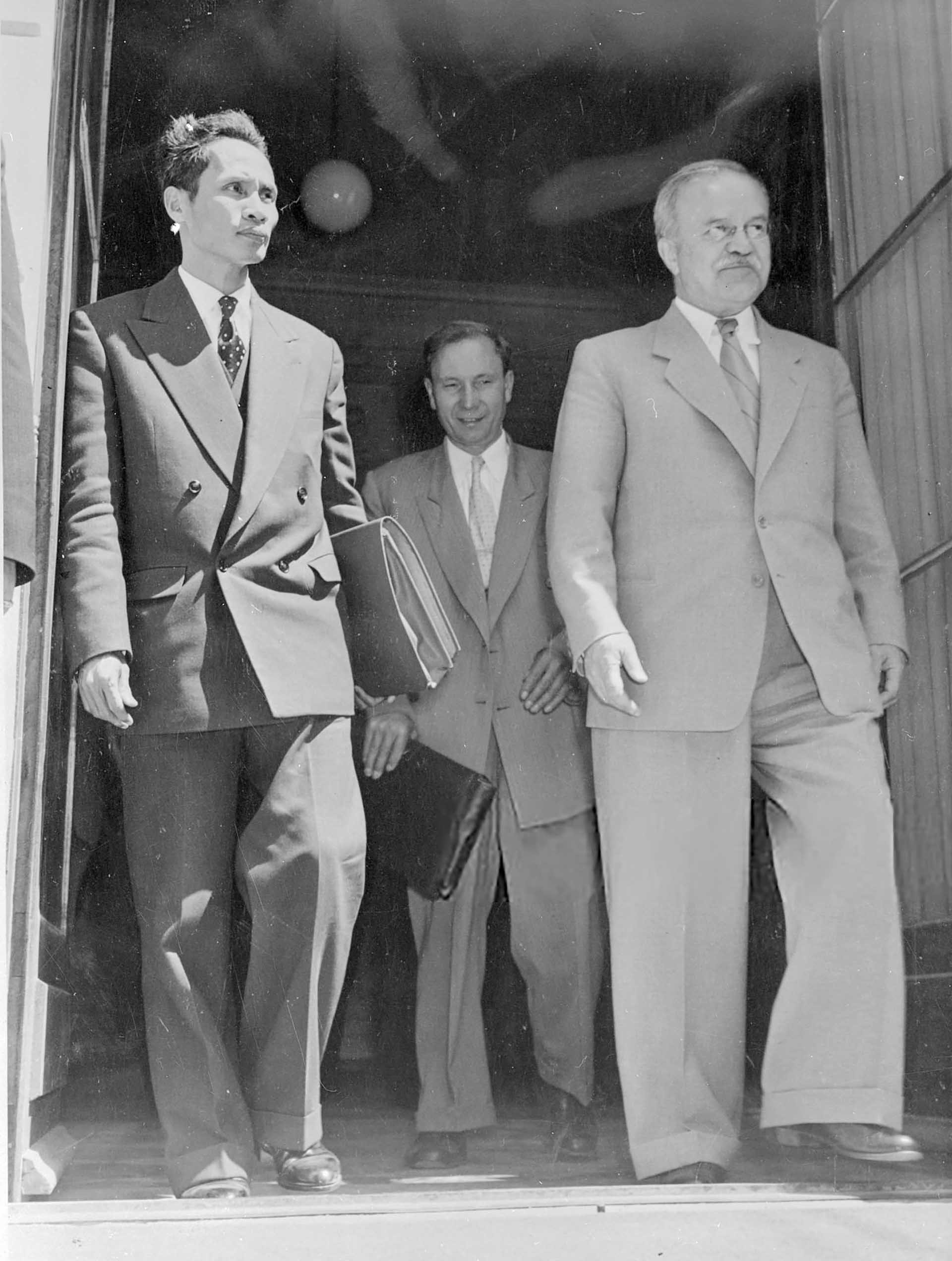 Ý đồ, quan điểm của các bên và kết quả Hội nghị Geneva năm 1954 Ý đồ, quan điểm của các bên và kết quả Hội nghị Geneva năm 1954