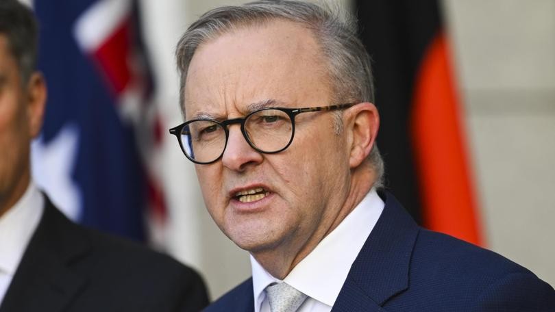 Điểm tin thế giới sáng 10/7: Eurozone kết nạp thành viên mới, Mỹ không gia hạn trả thuế đối ứng, Nga cảnh báo đối đầu quân sự NATO