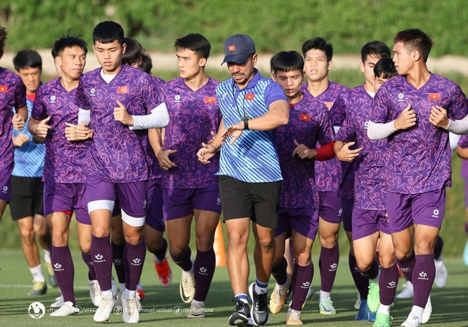 Tứ kết U23 châu Á 2024: Thông tin tổ trọng tài điều khiển trận đấu U23 Việt Nam và U23 Iraq