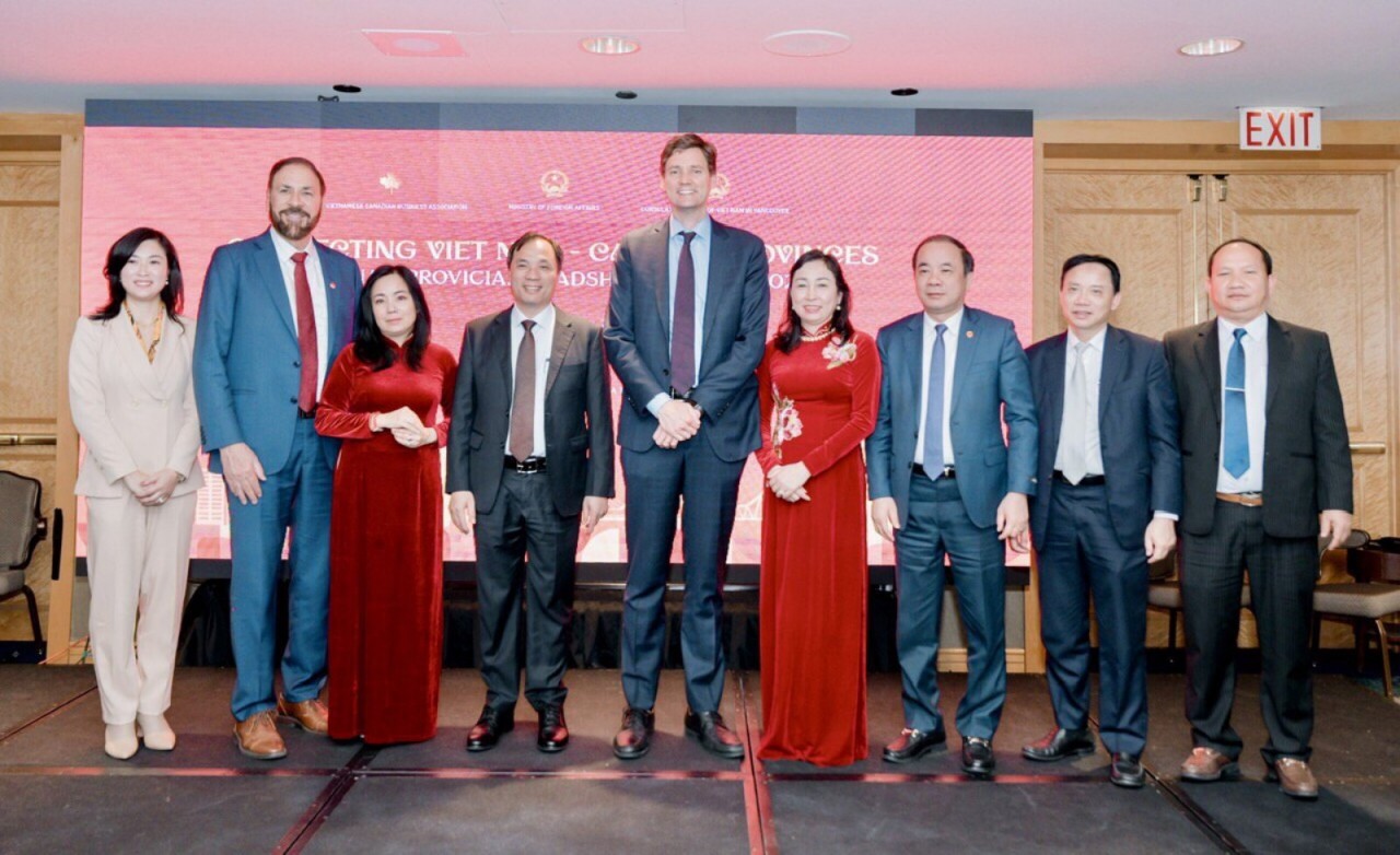 Đẩy mạnh hợp tác về đầu tư và thương mại với địa phương Canada