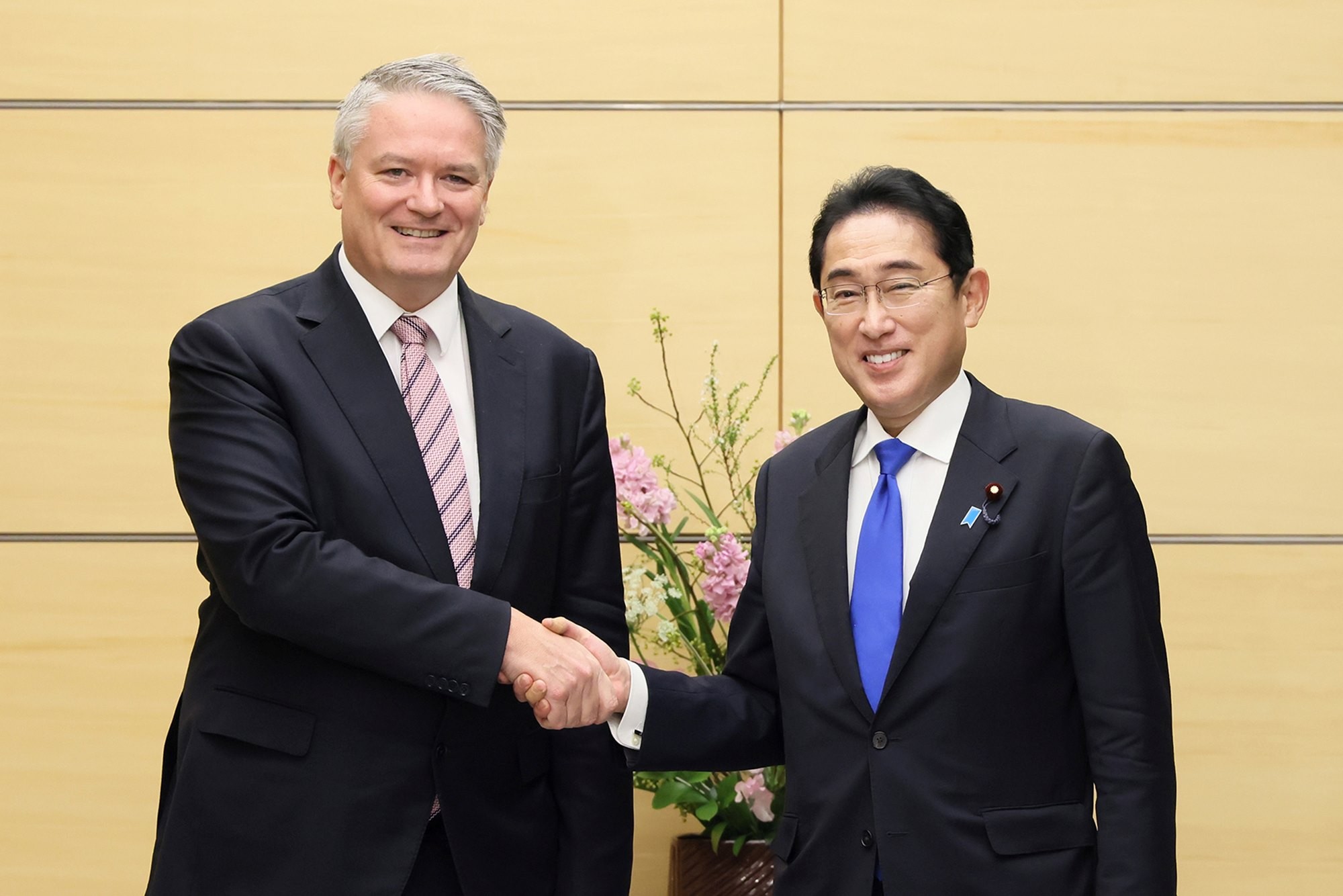 Thế chủ động của Tokyo