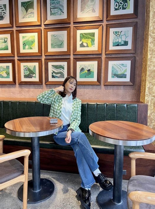 Phong cách trẻ trung của diễn viên Hồng Diễm Phong cách trẻ trung của diễn viên Hồng Diễm