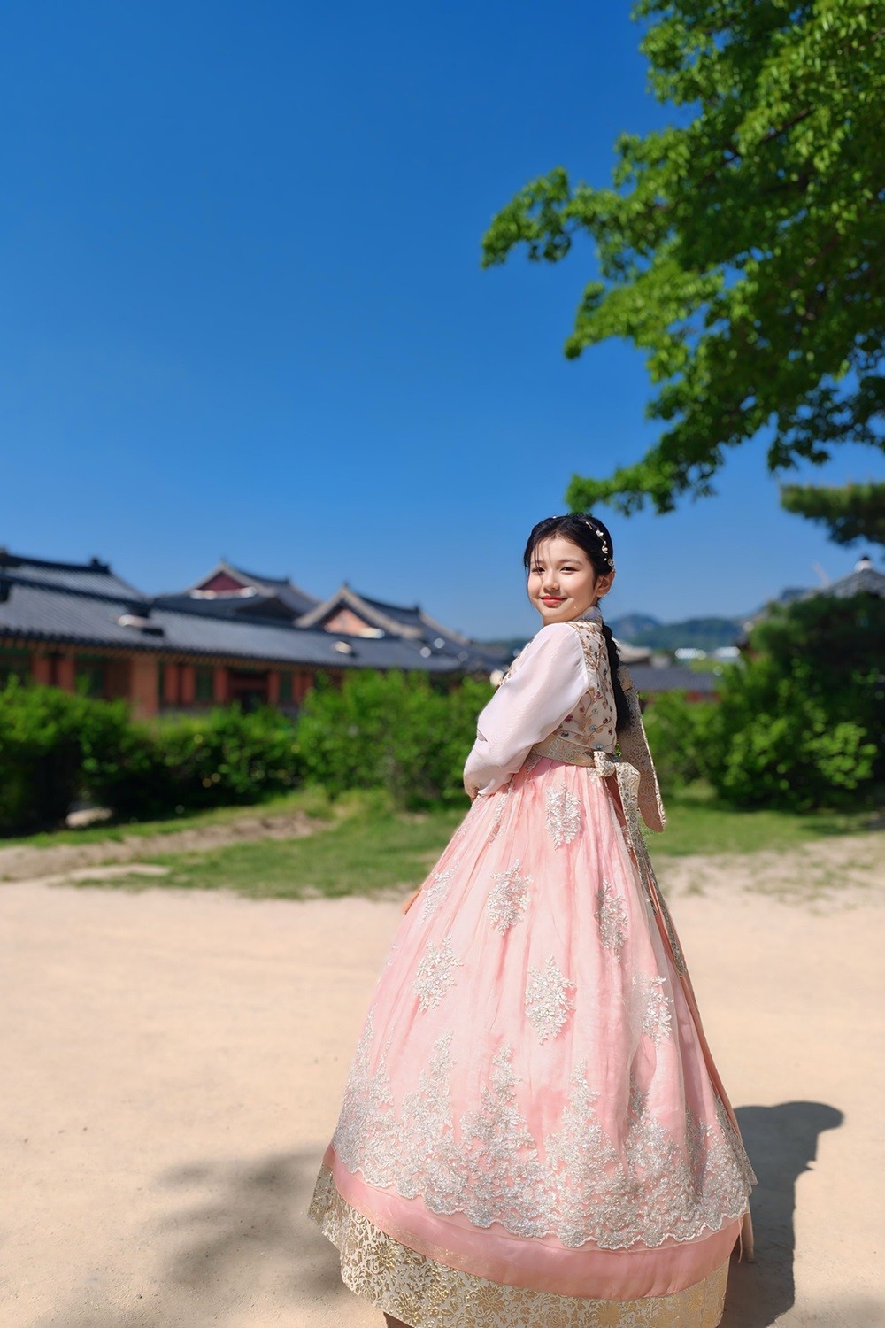 Hoa hậu Jennifer Phạm