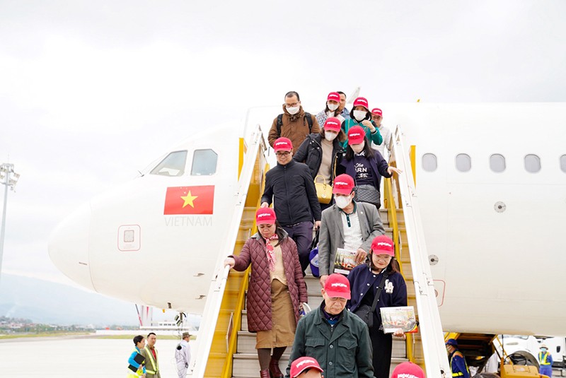 Đến Điện Biên Phủ và tự hào với bản hùng ca chói lọi của dân tộc Việt Nam Đến Điện Biên Phủ và tự hào với bản hùng ca chói lọi của dân tộc Việt Nam