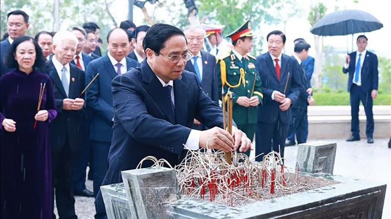 Lãnh đạo Đảng, Nhà nước tri ân các Anh hùng liệt sĩ tại Chiến trường Điện Biên Phủ