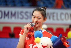 Tài năng và nhan sắc của Hoa khôi bóng chuyền Nguyễn Thu Hoài