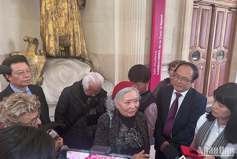 Toàn cảnh phiên tranh tụng vụ kiện chất độc da cam của bà Trần Tố Nga, sẽ có phán quyết vào ngày 22/8 Toàn cảnh phiên tranh tụng vụ kiện chất độc da cam của bà Trần Tố Nga, sẽ có phán quyết vào ngày 22/8