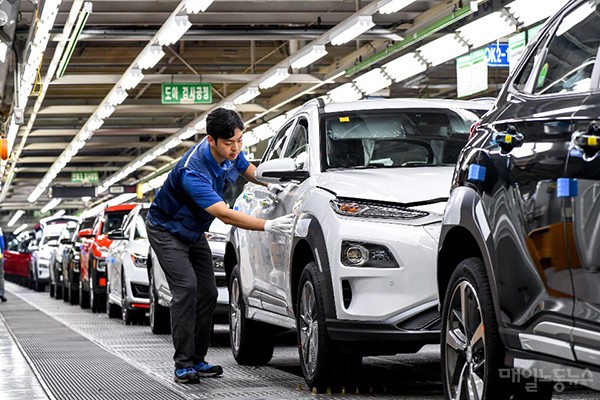 Điểm tin thế giới sáng 9/5: Singapore rơi máy bay F-16, Thái Lan gia hạn miễn thị thực, Australia tăng hỗ trợ tài chính cho Tuvalu