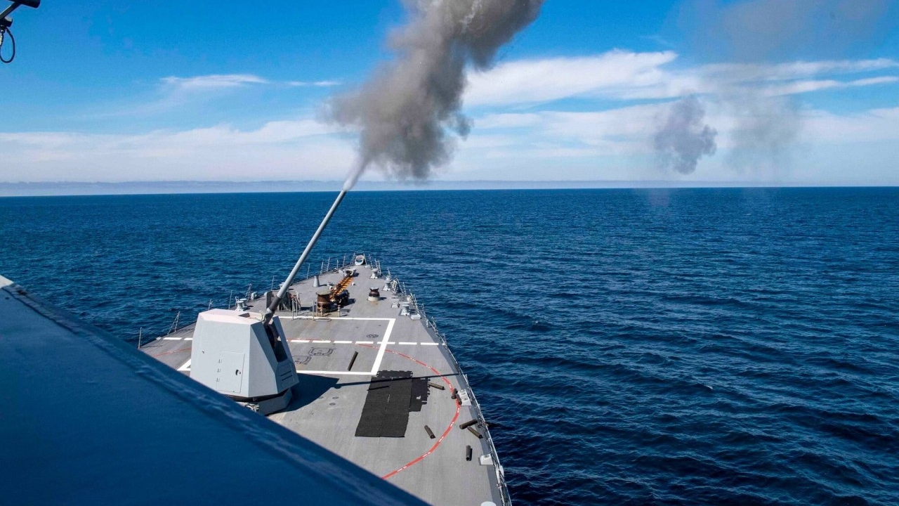 Điểm tin thế giới sáng 13/11: Hàn Quốc bắt cựu lãnh đạo tình báo, Nga-Kazakhstan nâng cấp quan hệ, Pháp nói Mỹ vi phạm luật quốc tế