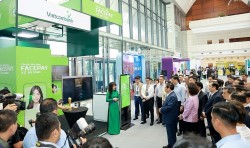 Thủ tướng Phạm Minh Chính: Giải pháp, sản phẩm dịch vụ ngân hàng Việt Nam không thua kém các nước trên thế giới