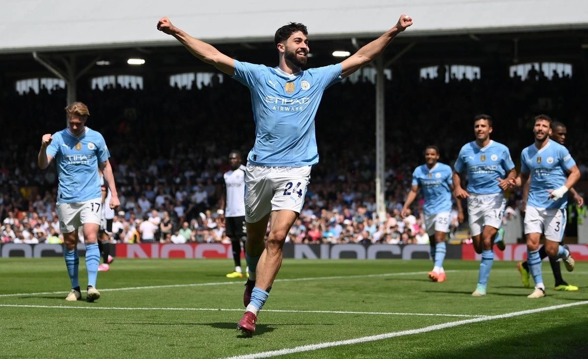 Gvardiol tỏa sáng trong chiến thắng của Man City (Nguồn: EPL). Thắng vùi dập Fulham, Man City vượt Arsenal leo lên đầu bảng Premier League