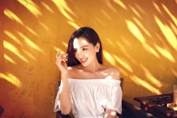 Sao Việt: Hồ Ngọc Hà 'thả thính'; Hiền Thục khoe eo thon