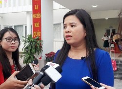 Gia đình trong 'cơn bão' công nghệ, làm sao để không bị mất kết nối?