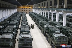 Bán đảo Triều Tiên: Chủ tịch Kim Jong-un nhấn mạnh bước đột phá cho quân đội, Mỹ nói bất đắc dĩ tăng gấp đôi hợp tác cùng Nhật-Hàn