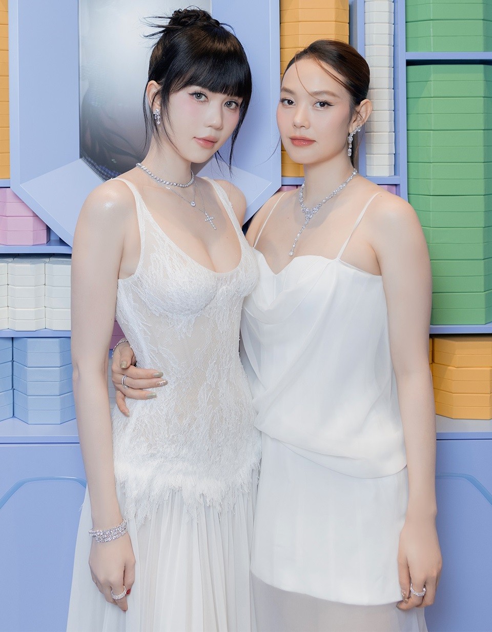 Người mẫu Ngọc Trinh