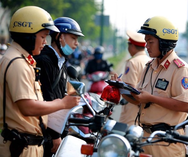 Bị tước giấy phép lái xe hạng A1 có được đăng ký thi giấy phép lái xe hạng A2 không? Bị tước giấy phép lái xe hạng A1 có được đăng ký thi giấy phép lái xe hạng A2 không?