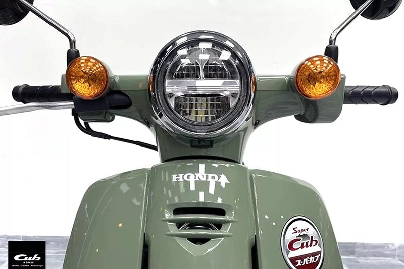Honda Super Cub 110 2024 nhập khẩu từ Thái Lan chào giá gần 90 triệu đồng tại Việt Nam