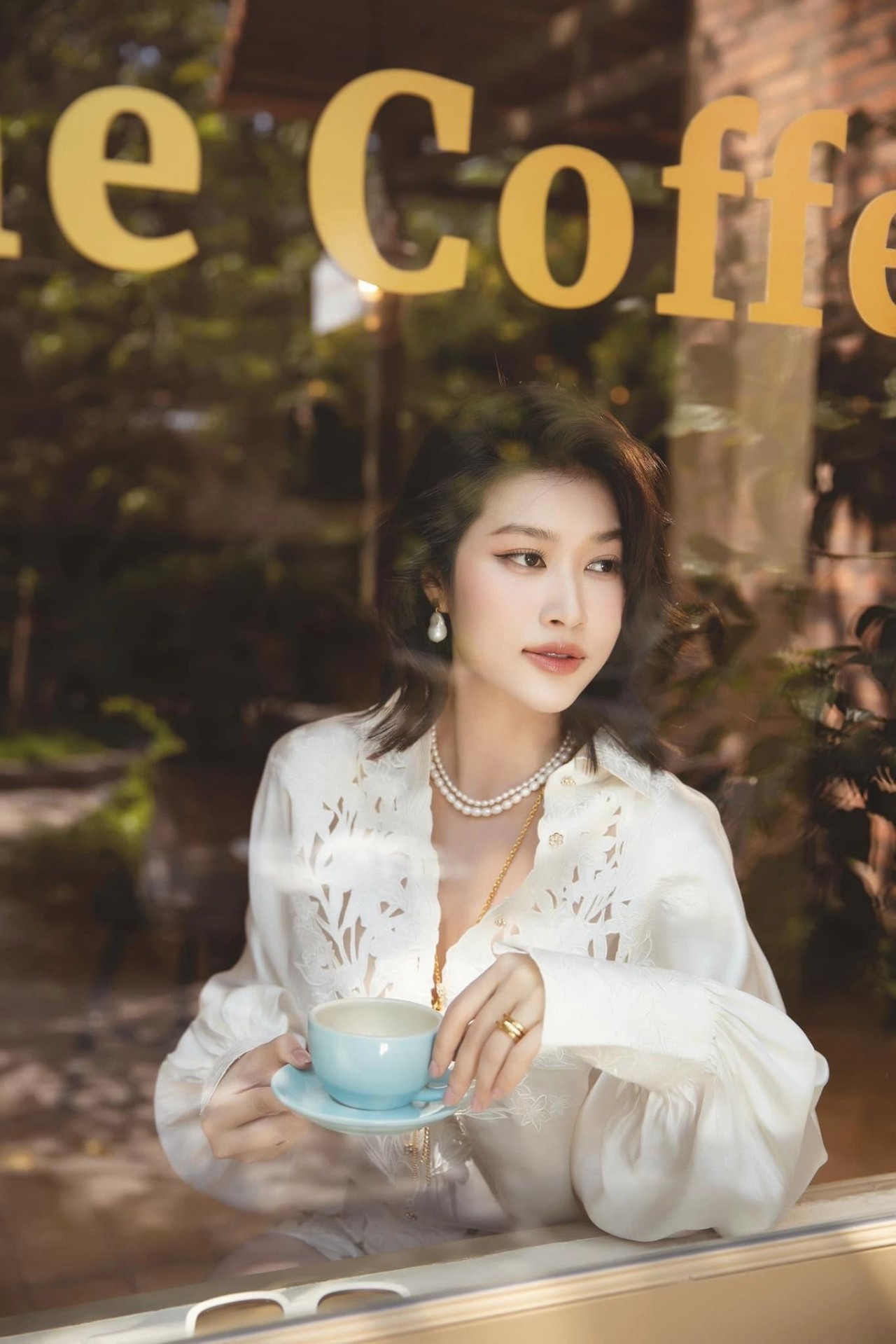 Hoa hậu Đoàn Thiên Ân: Hoa hậu Đoàn Thiên Ân: