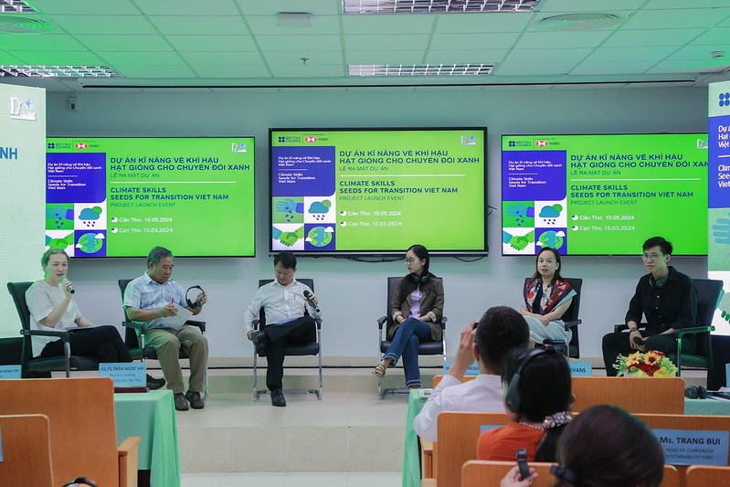 Trang bị cho thế hệ trẻ kỹ năng, kiến thức trở thành một phần của nền kinh tế carbon thấp