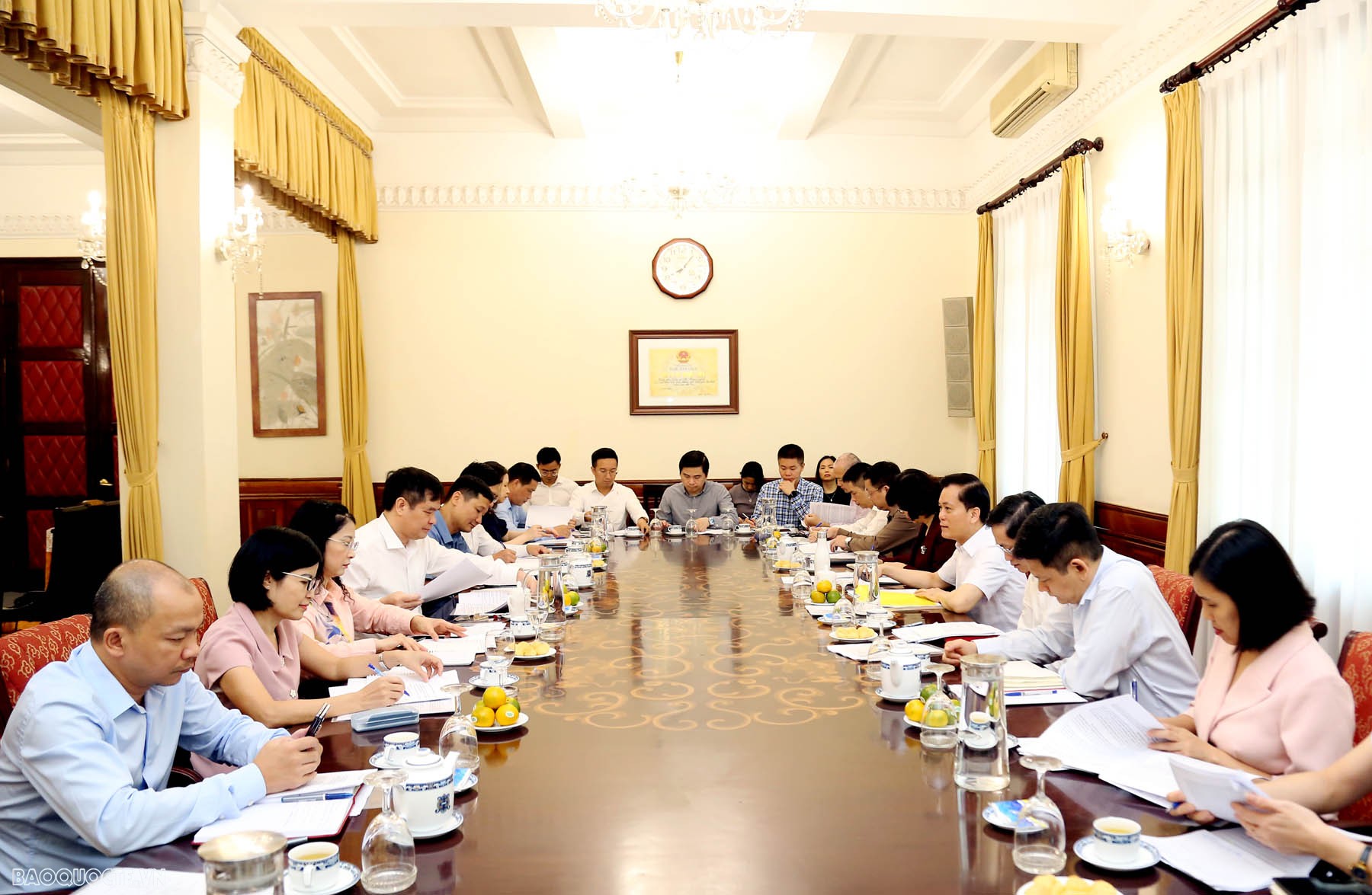 Công tác xây dựng và phát triển văn hóa, con người Việt Nam đáp ứng yêu cầu phát triển bền vững ở Bộ Ngoại giao